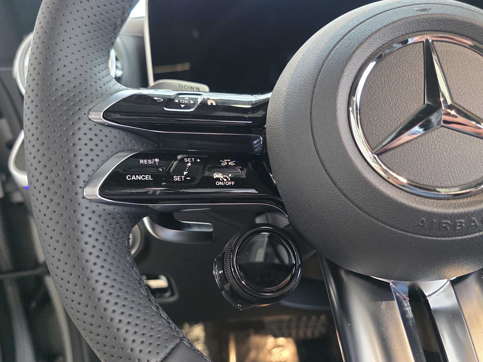 Thumbnail: 2026 Mercedes-Benz CLE - 27