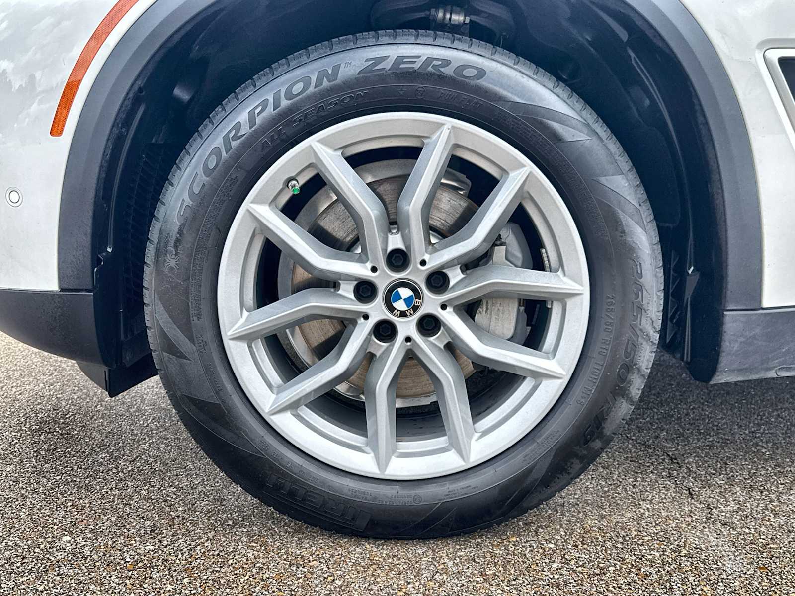 Thumbnail: 2023 BMW X5 - 14