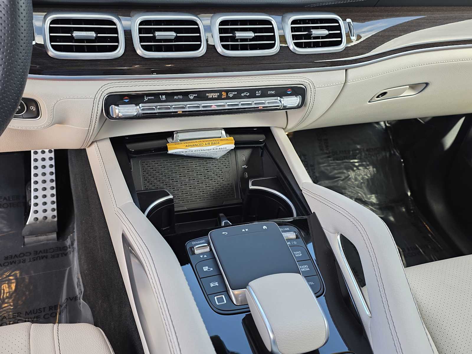 Thumbnail: 2025 Mercedes-Benz GLS - 21