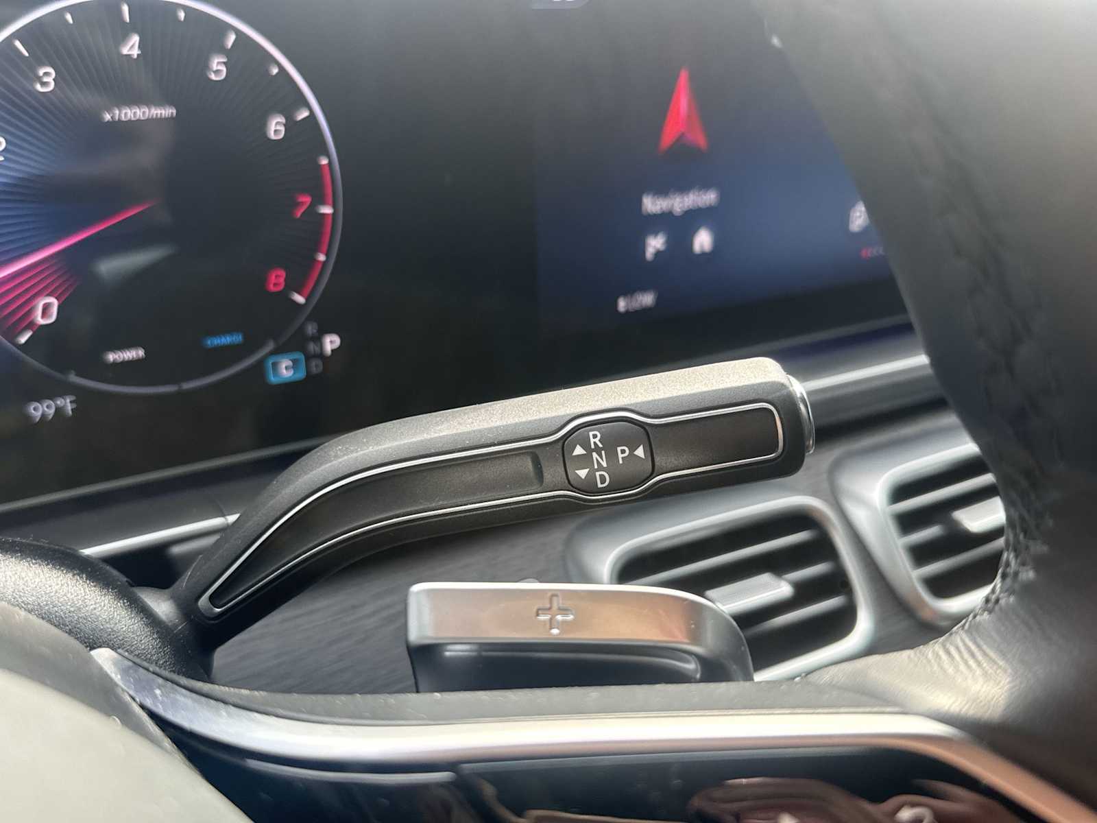 Thumbnail: 2026 Mercedes-Benz GLE - 22