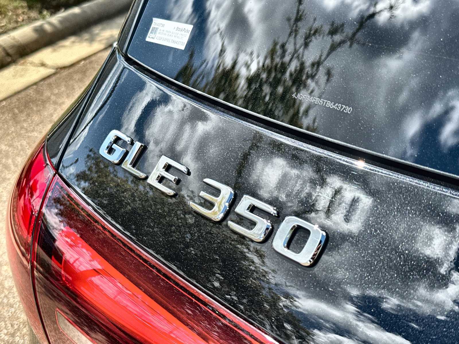 Thumbnail: 2026 Mercedes-Benz GLE - 15