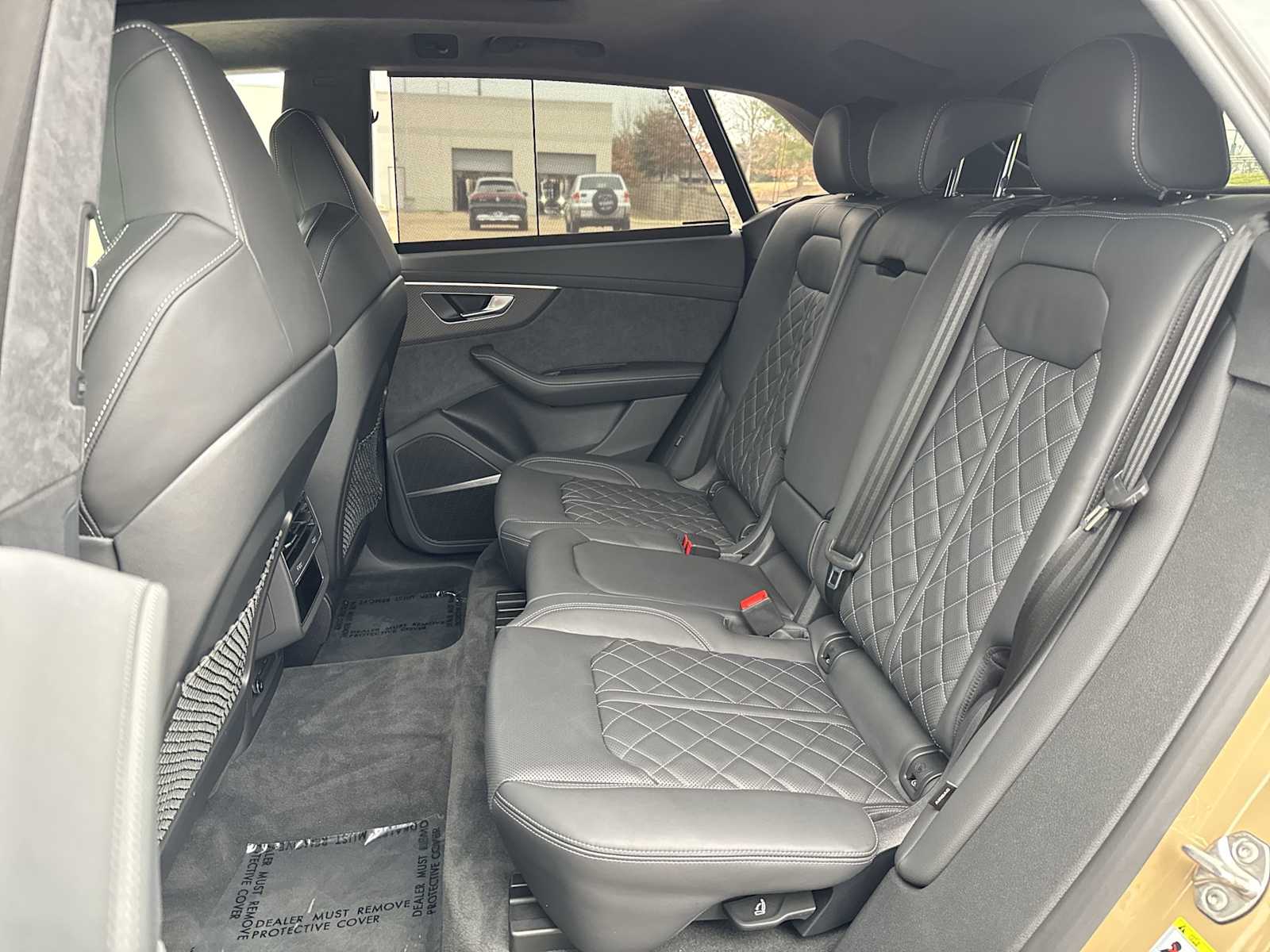 Thumbnail: 2024 Audi SQ8 - 18