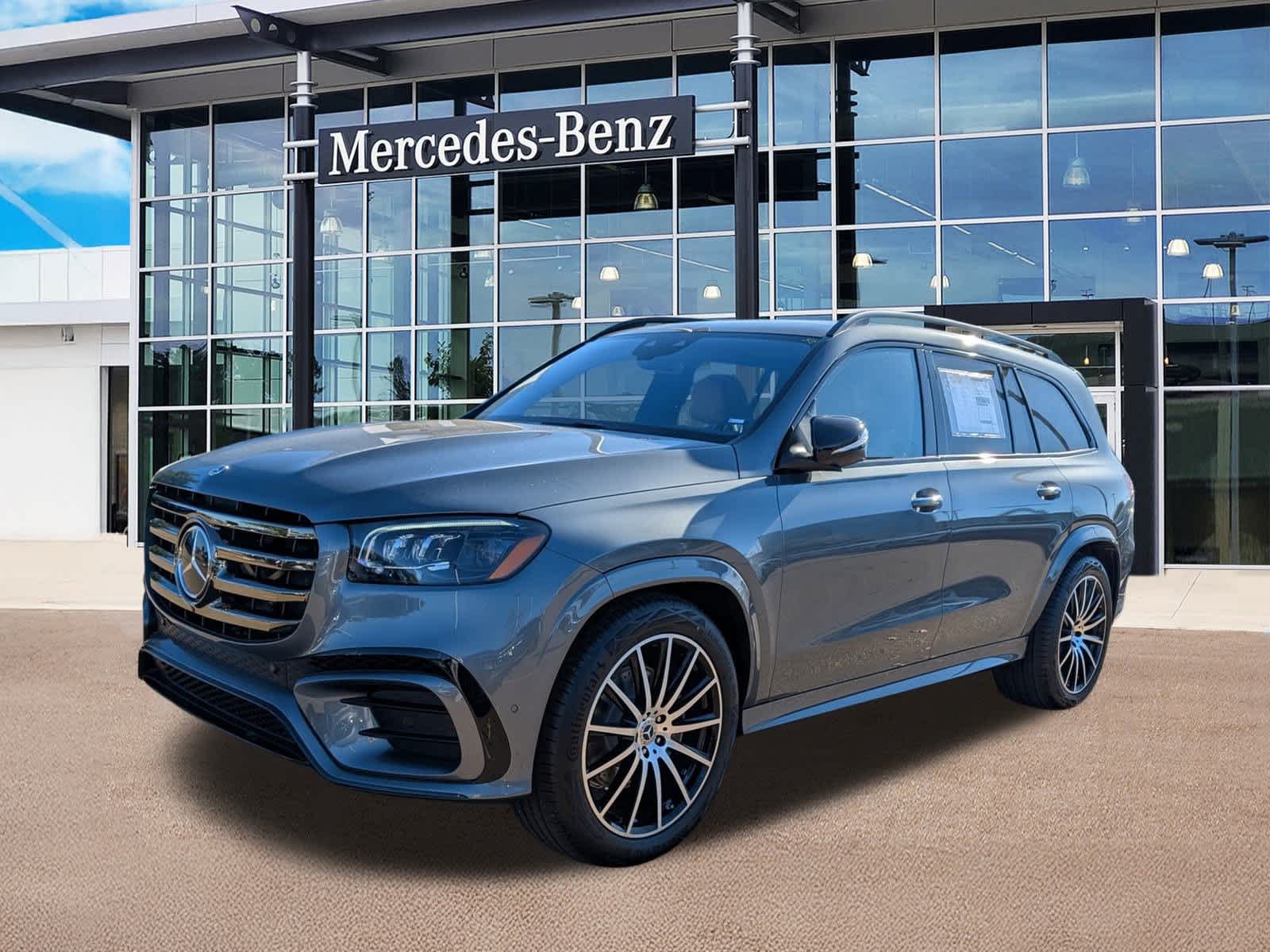 2026 Mercedes-Benz GLS Base's photo