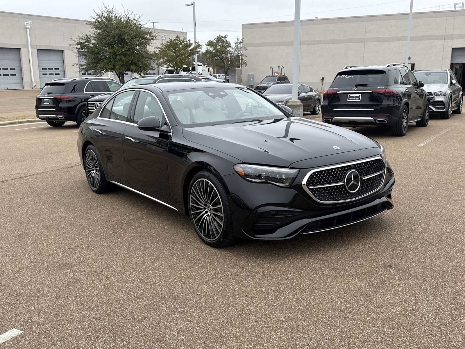 Thumbnail: 2026 Mercedes-Benz E-Class - 8