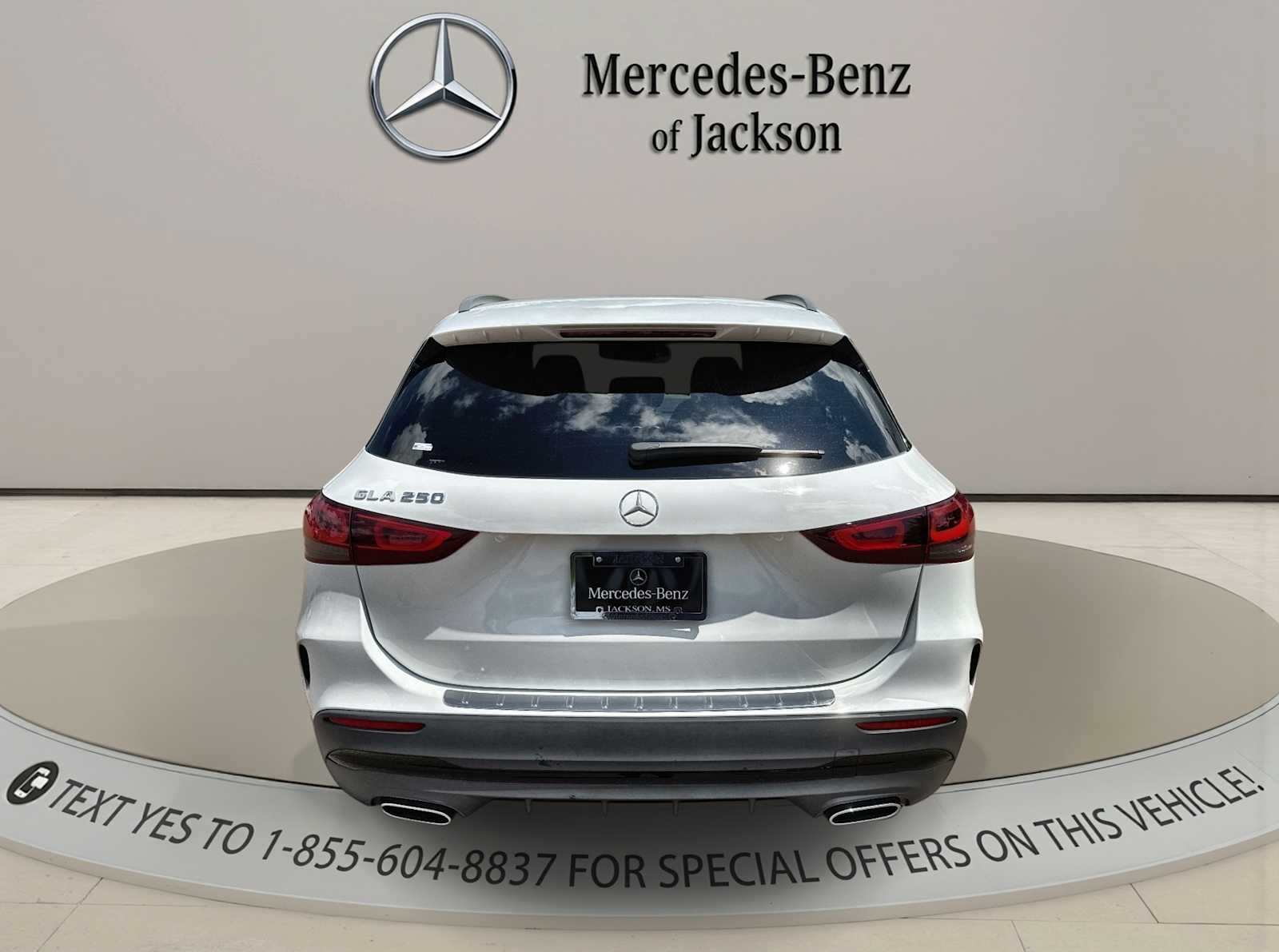 Thumbnail: 2023 Mercedes-Benz GLA - 6