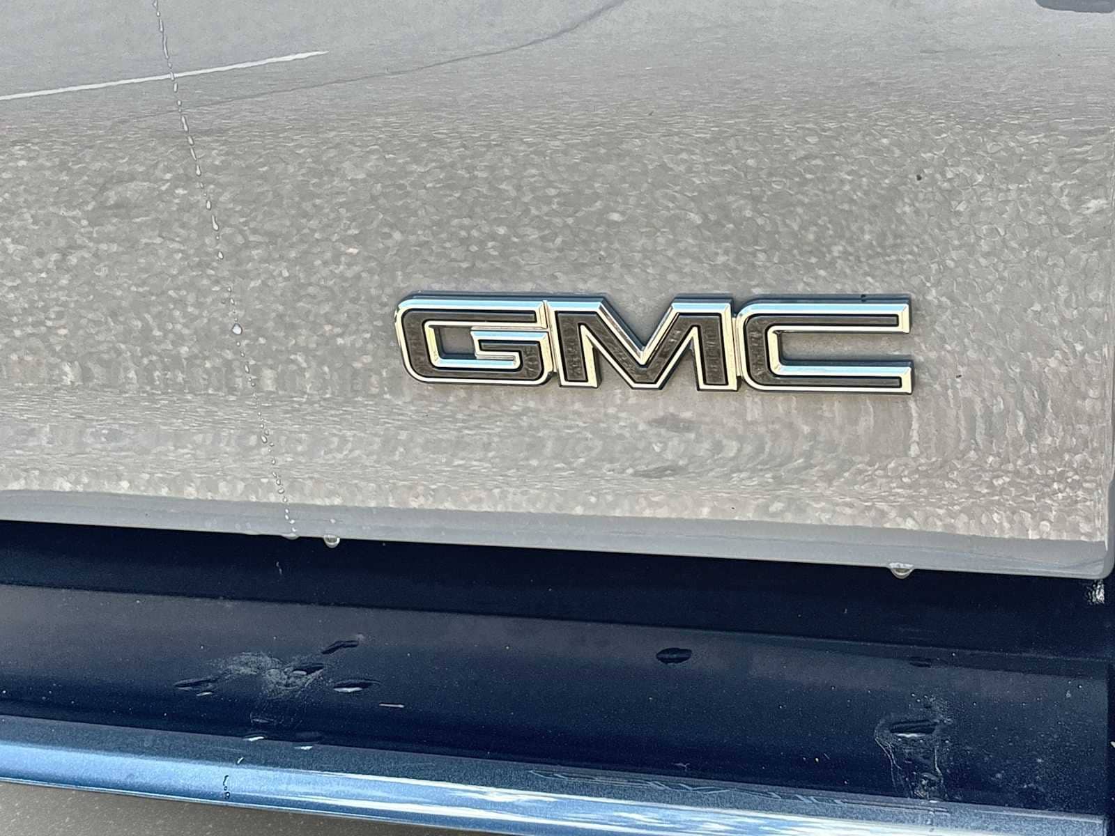 Thumbnail: 2024 GMC Hummer EV - 15