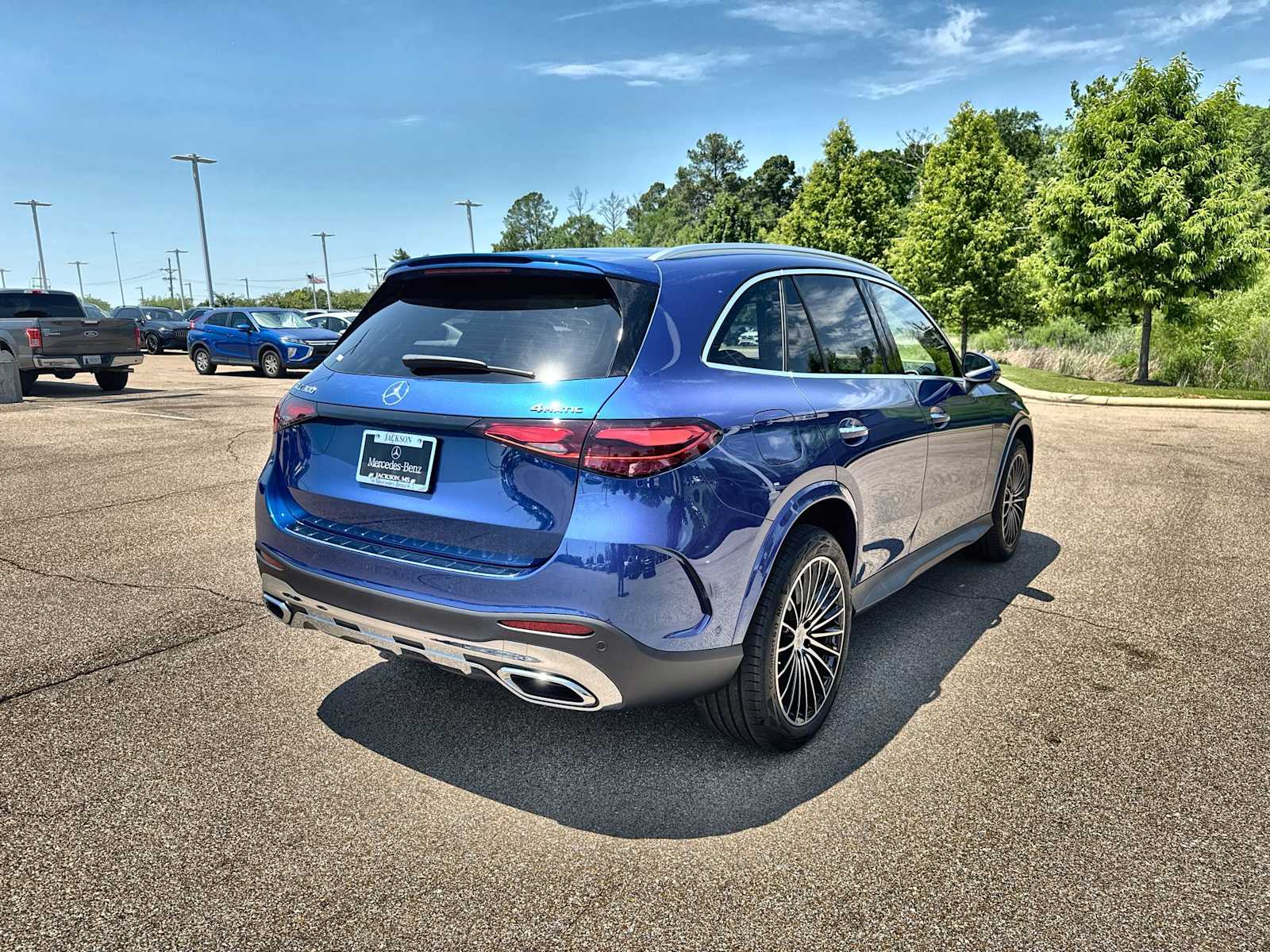 Thumbnail: 2026 Mercedes-Benz GLC - 8