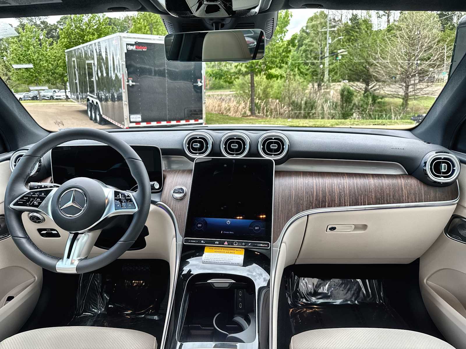 Thumbnail: 2026 Mercedes-Benz GLC - 20