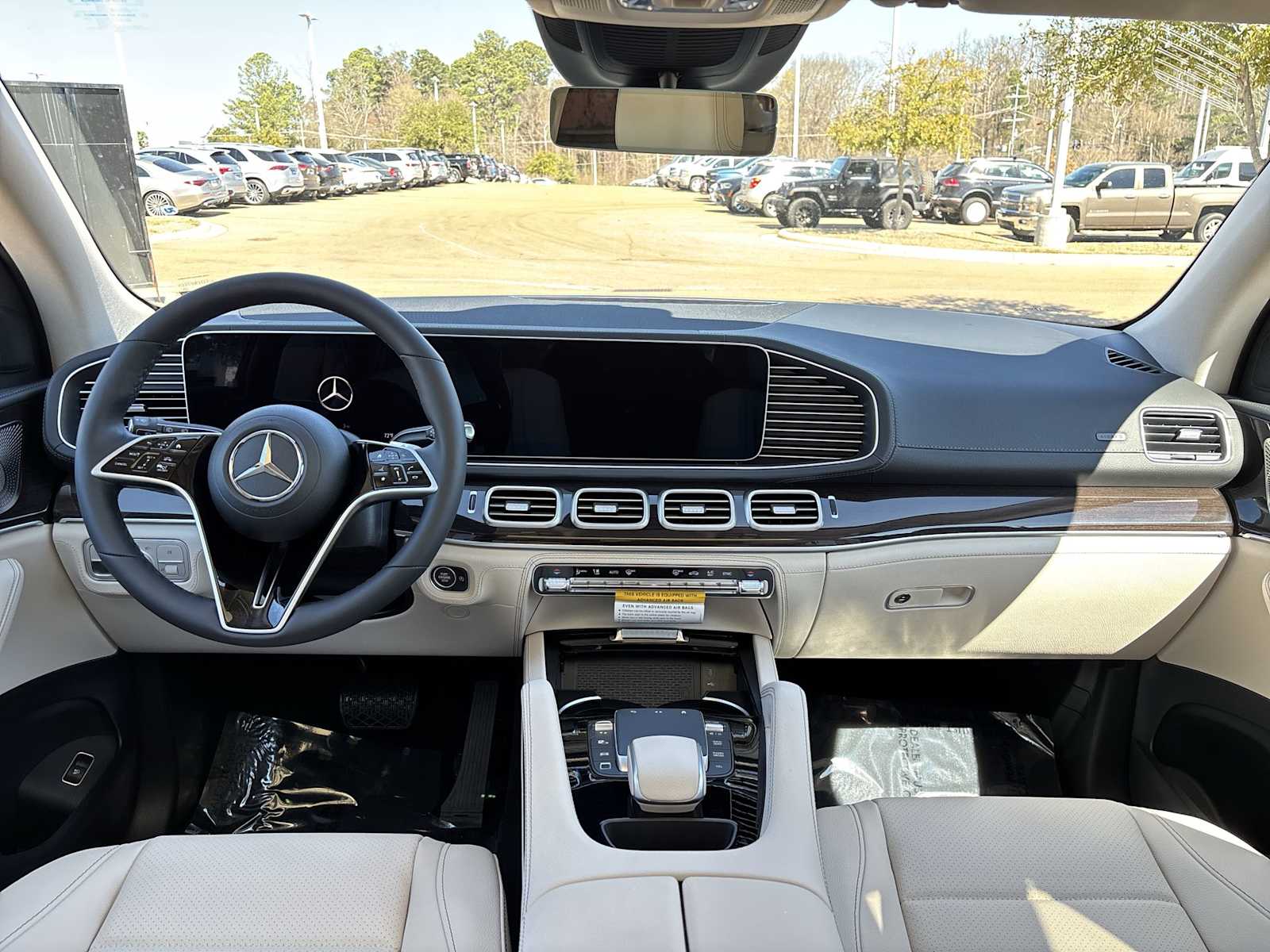 Thumbnail: 2026 Mercedes-Benz GLE - 14