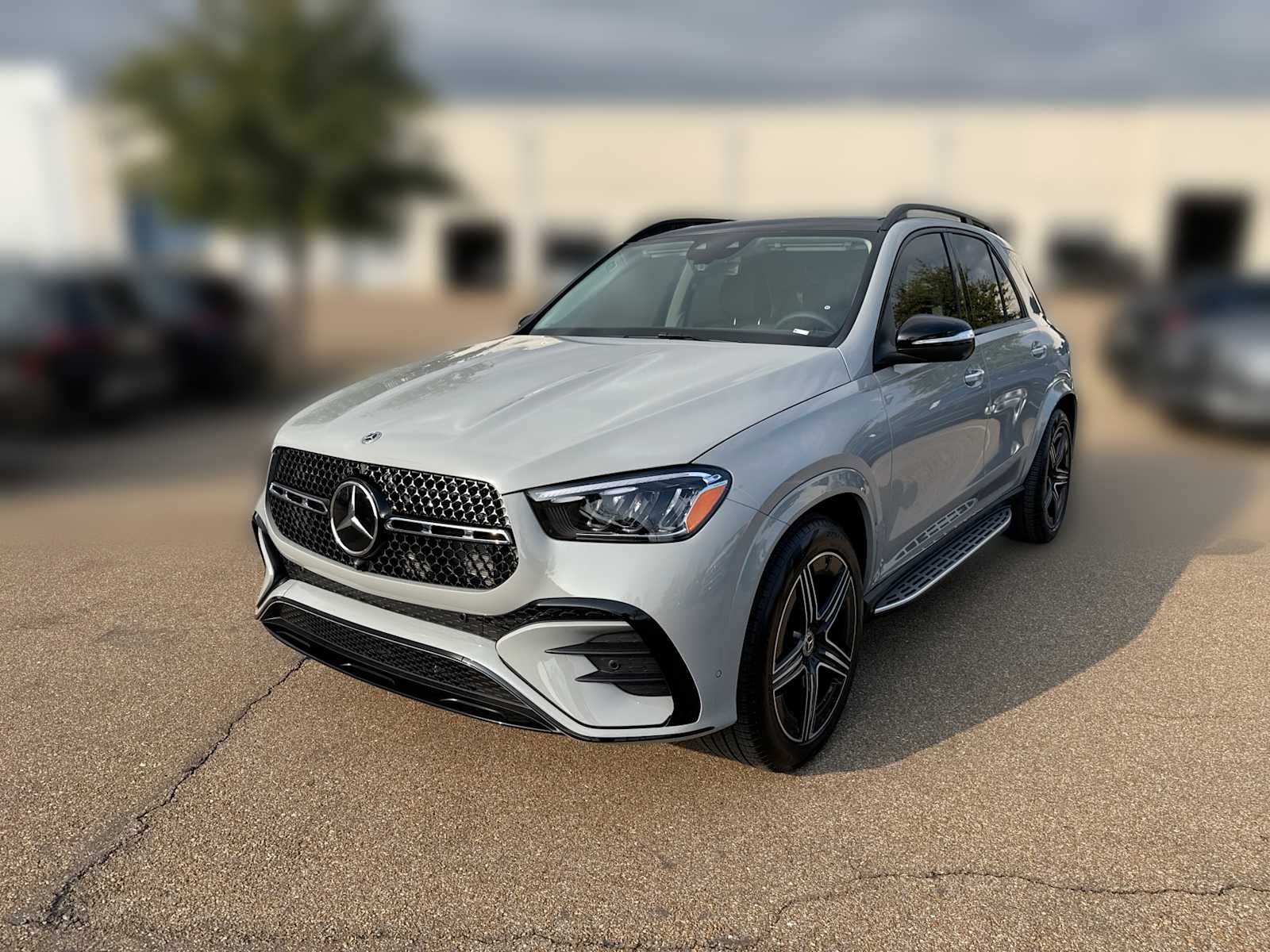Thumbnail: 2026 Mercedes-Benz GLE - 1