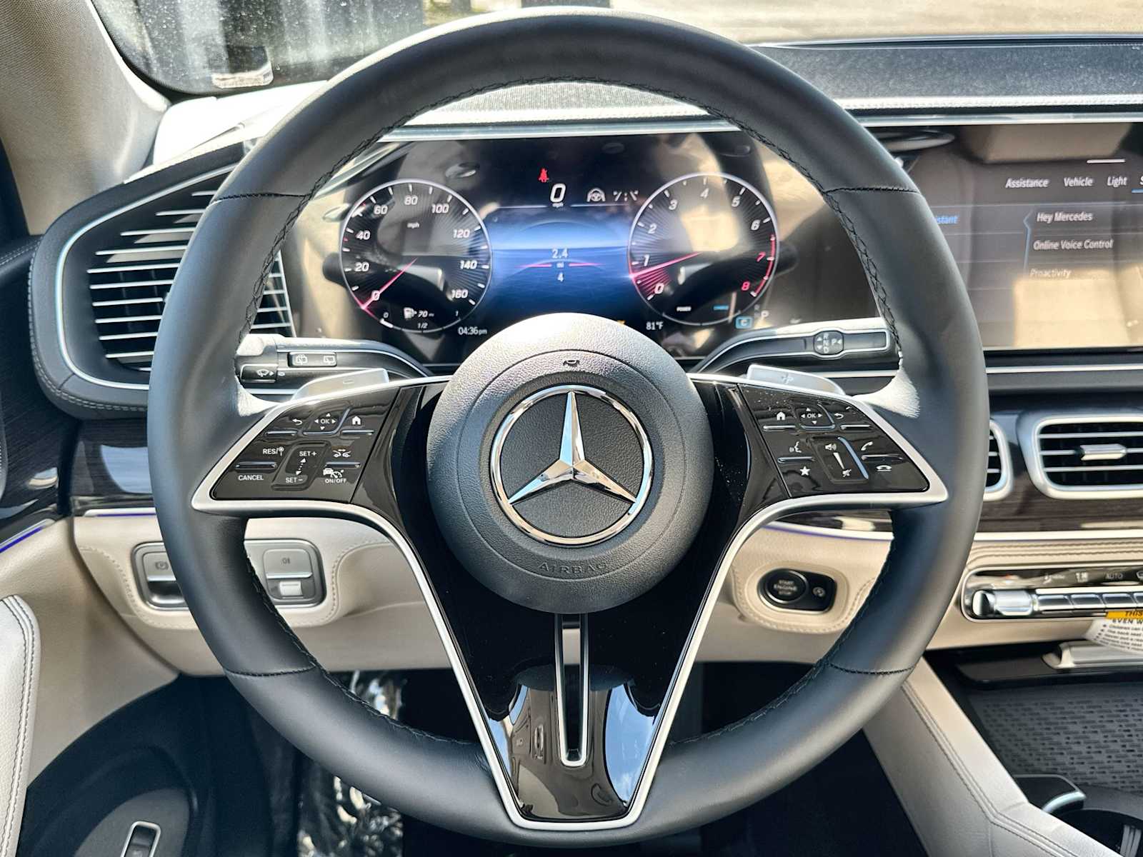 Thumbnail: 2026 Mercedes-Benz GLE - 21