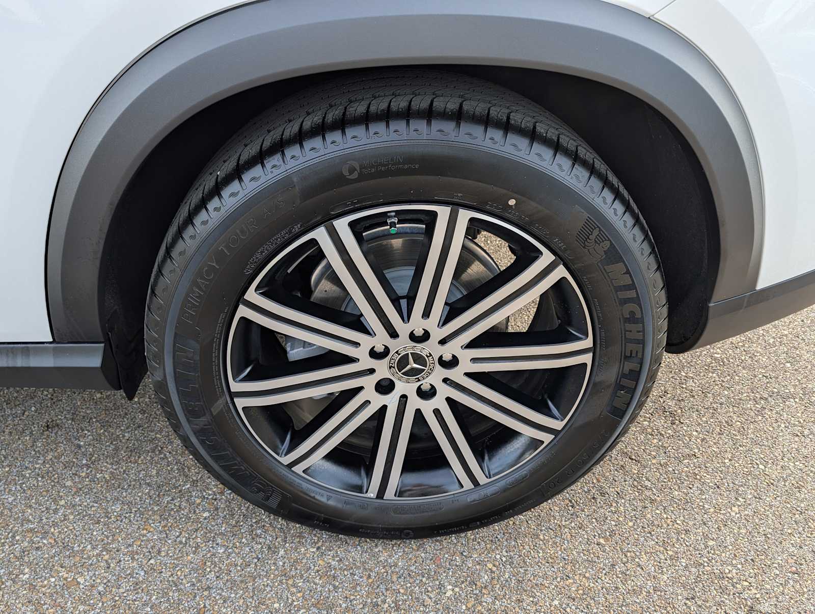 Thumbnail: 2026 Mercedes-Benz GLE - 31