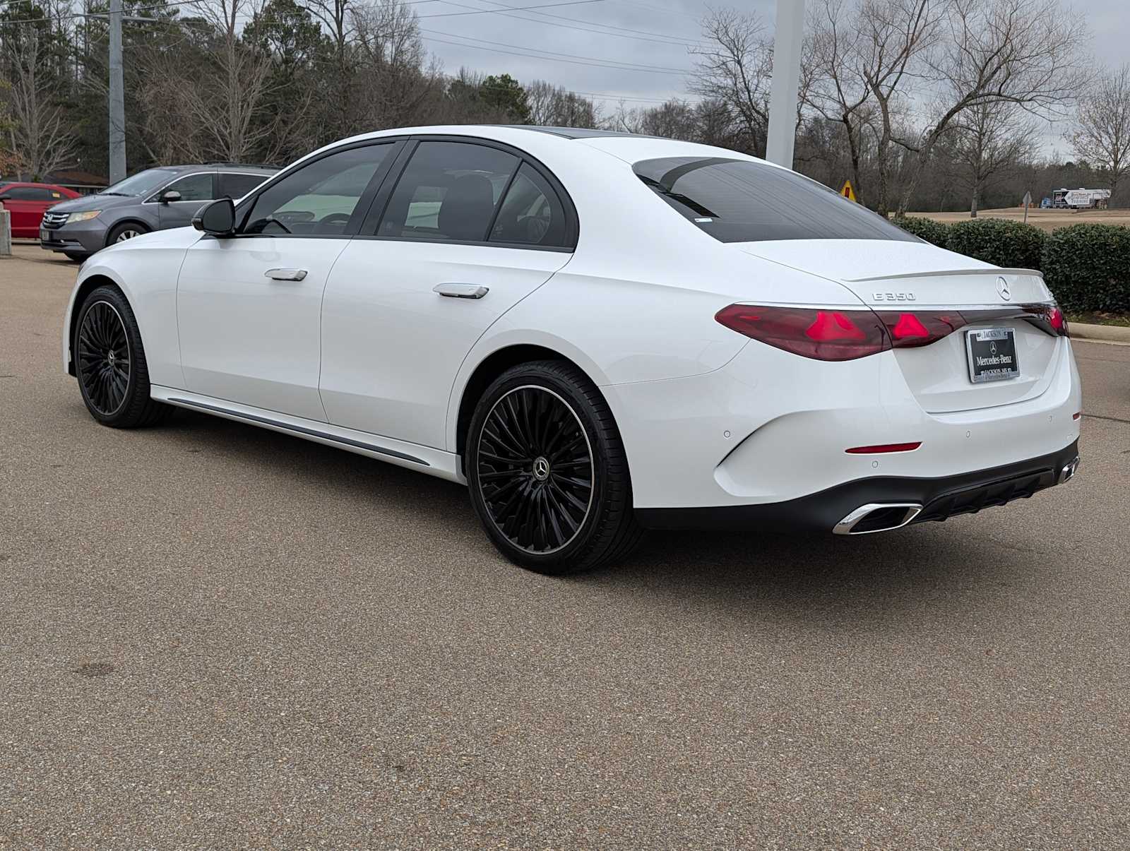 Thumbnail: 2024 Mercedes-Benz E-Class - 7