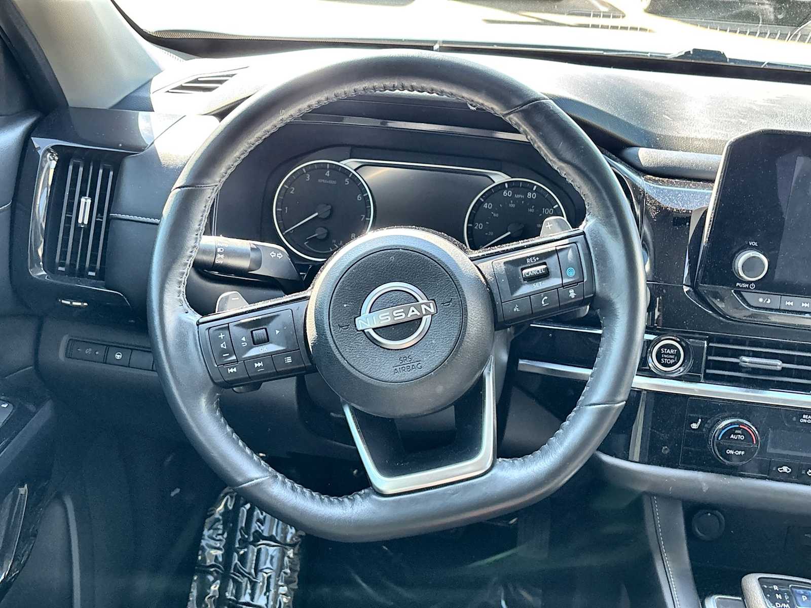 Thumbnail: 2022 Nissan Pathfinder - 21