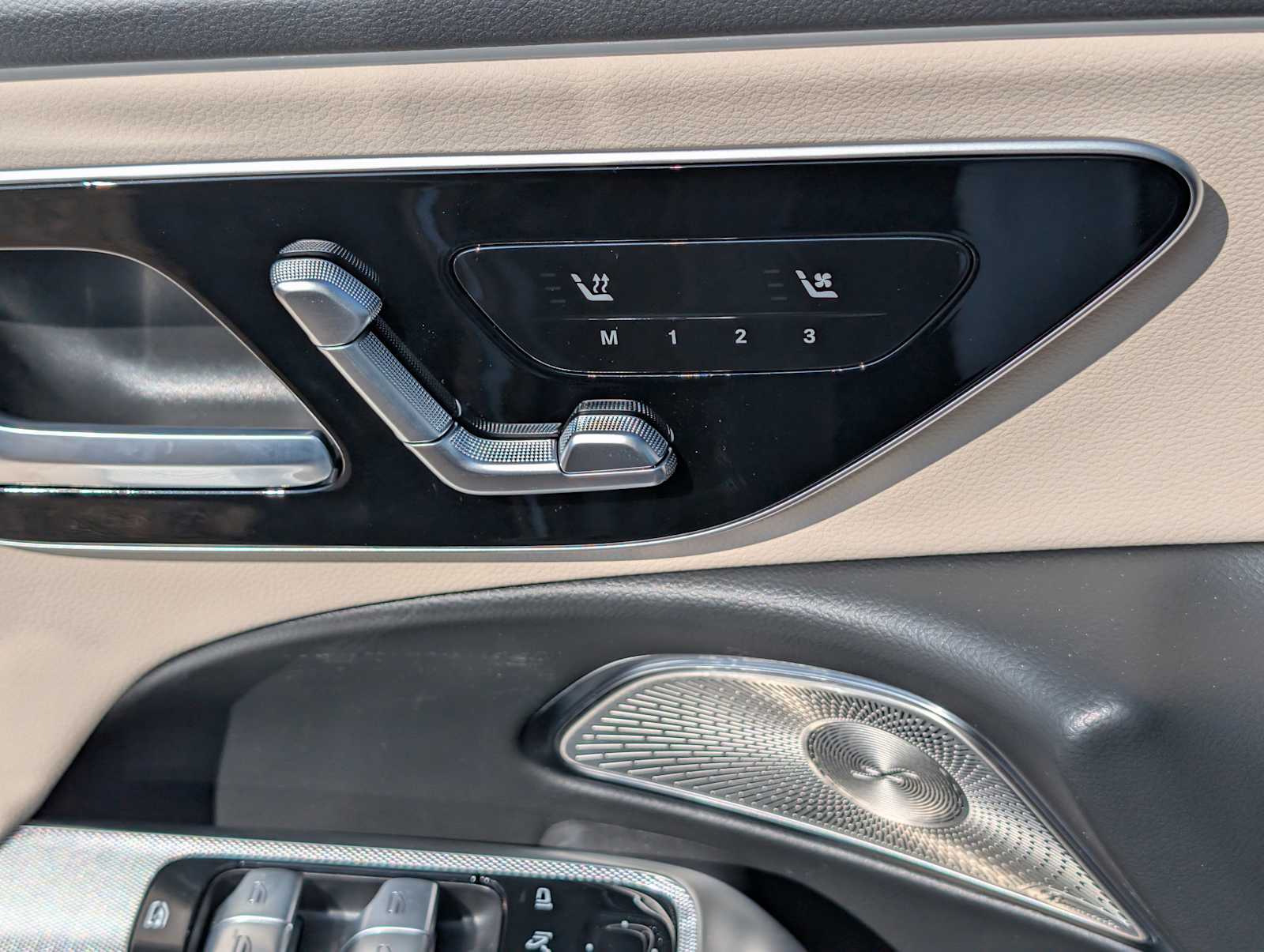 Thumbnail: 2026 Mercedes-Benz E-Class - 11