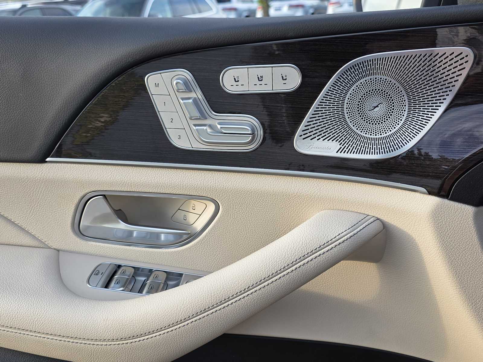 Thumbnail: 2025 Mercedes-Benz GLE - 5