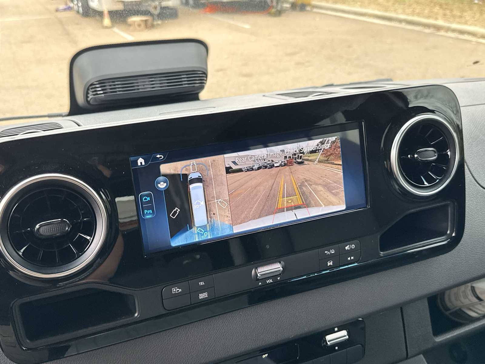 Thumbnail: 2026 Mercedes-Benz Sprinter - 21