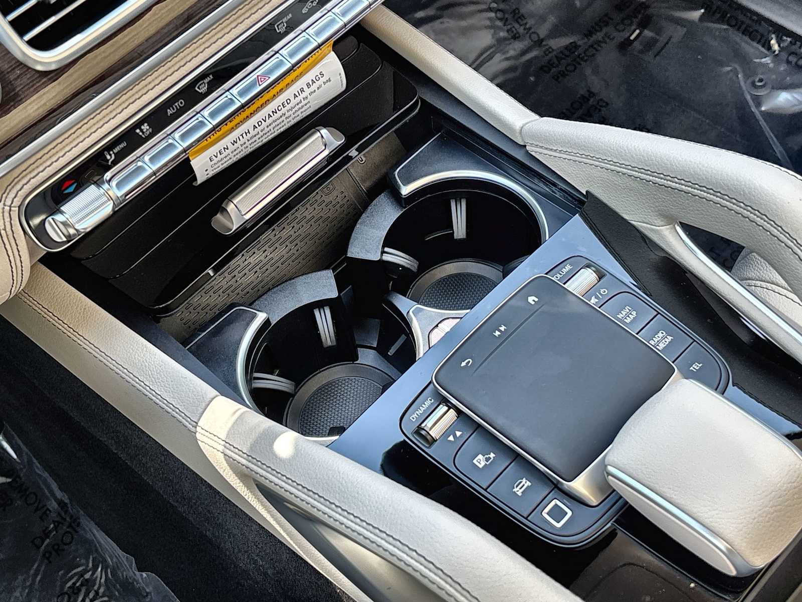 Thumbnail: 2026 Mercedes-Benz GLE - 22