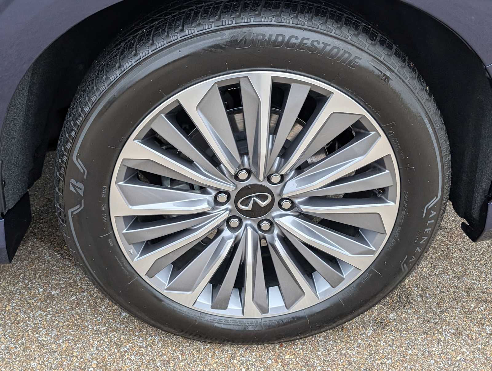 Thumbnail: 2025 INFINITI QX80 - 27