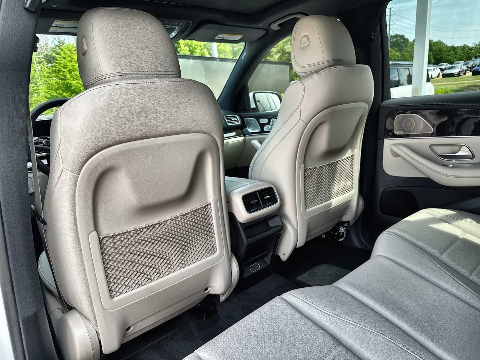 Thumbnail: 2026 Mercedes-Benz GLE - 18