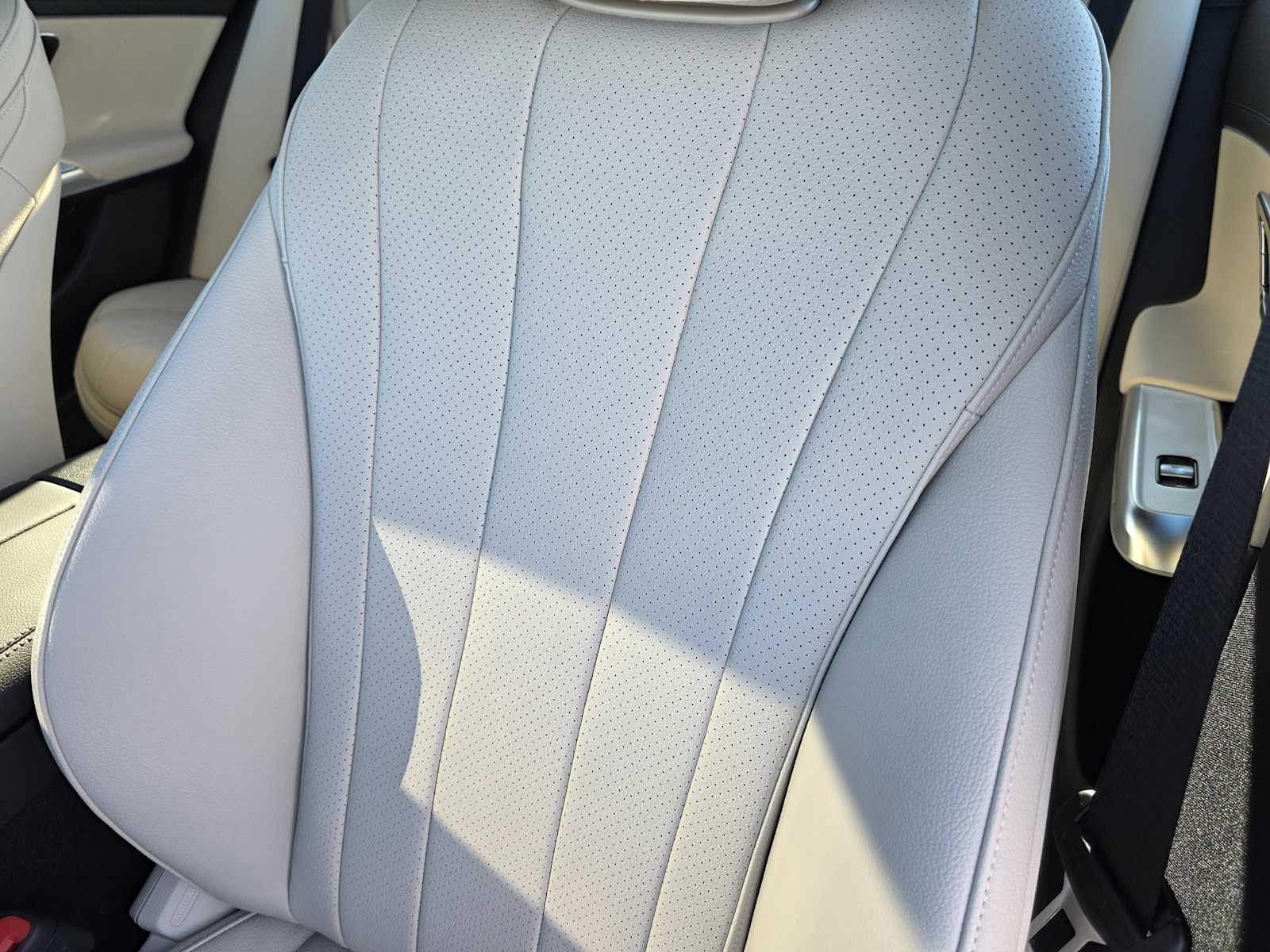 Thumbnail: 2026 Mercedes-Benz E-Class - 11