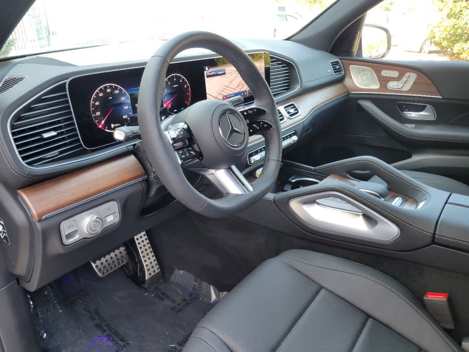 Thumbnail: 2025 Mercedes-Benz GLS - 15