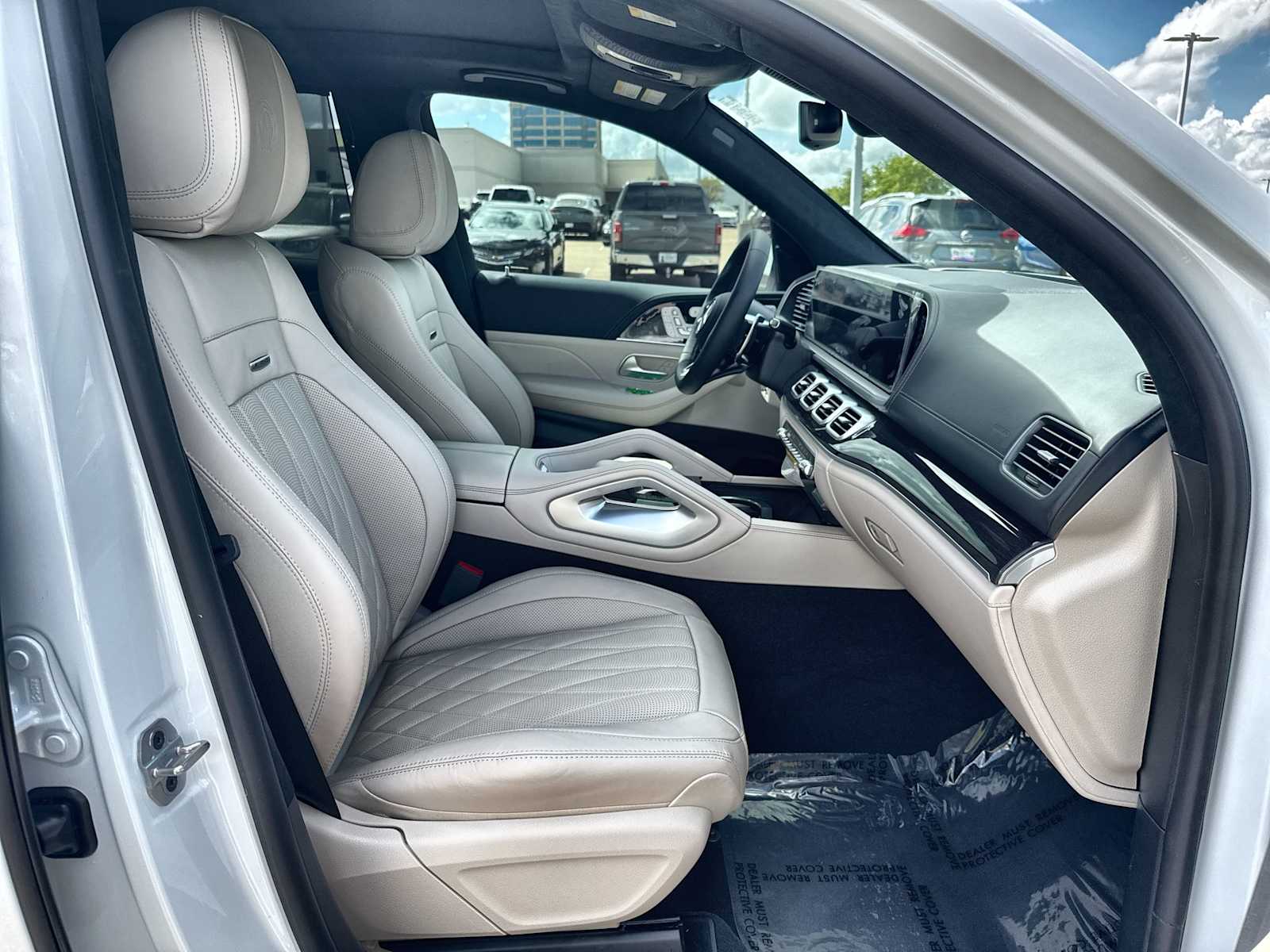 Thumbnail: 2026 Mercedes-Benz GL-Class - 9