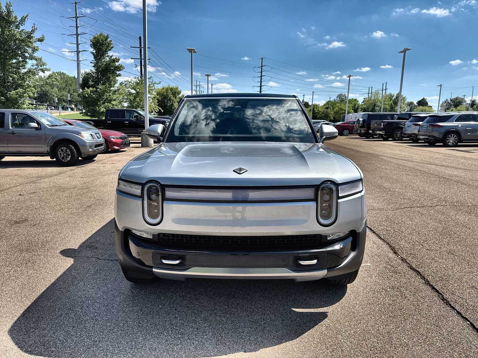 Thumbnail: 2023 Rivian R1S - 12