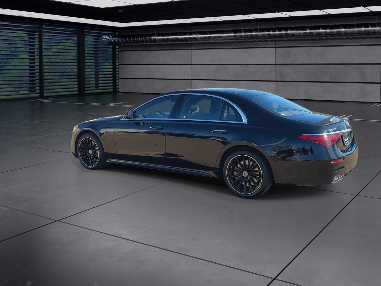 Thumbnail: 2022 Mercedes-Benz S-Class - 6