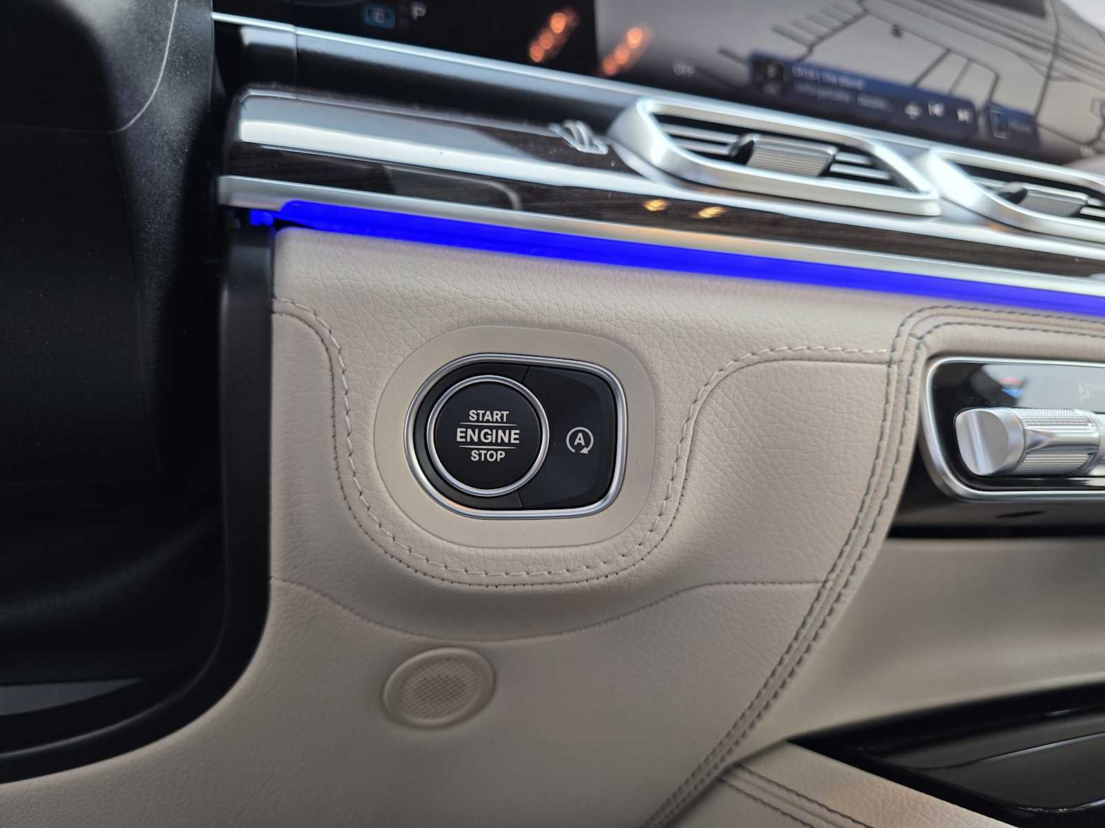 Thumbnail: 2026 Mercedes-Benz GLE - 24