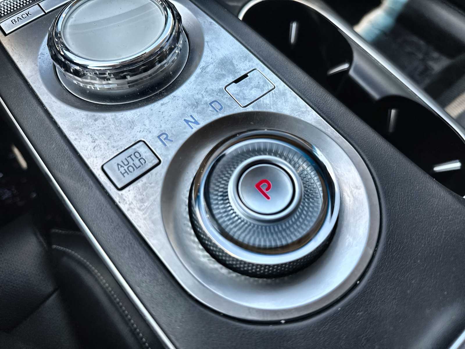 Thumbnail: 2025 Genesis GV70 - 23