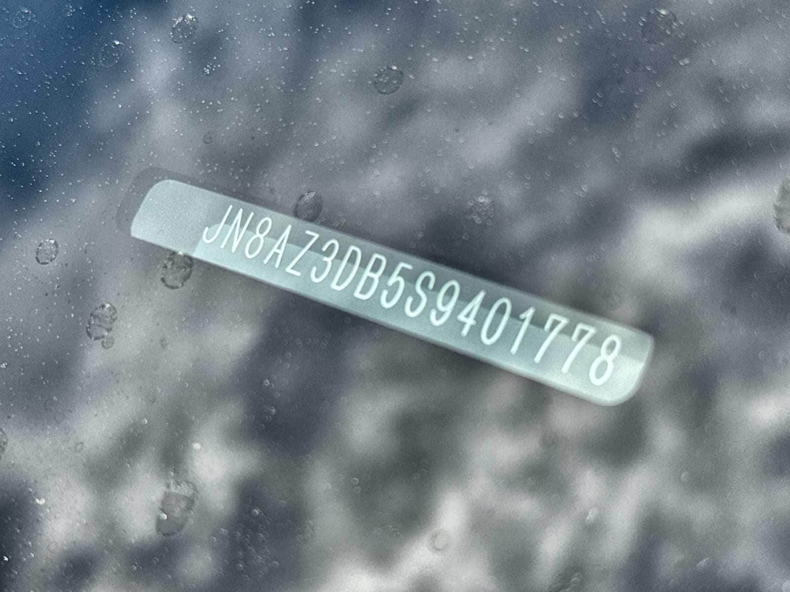 Thumbnail: 2025 INFINITI QX80 - 25