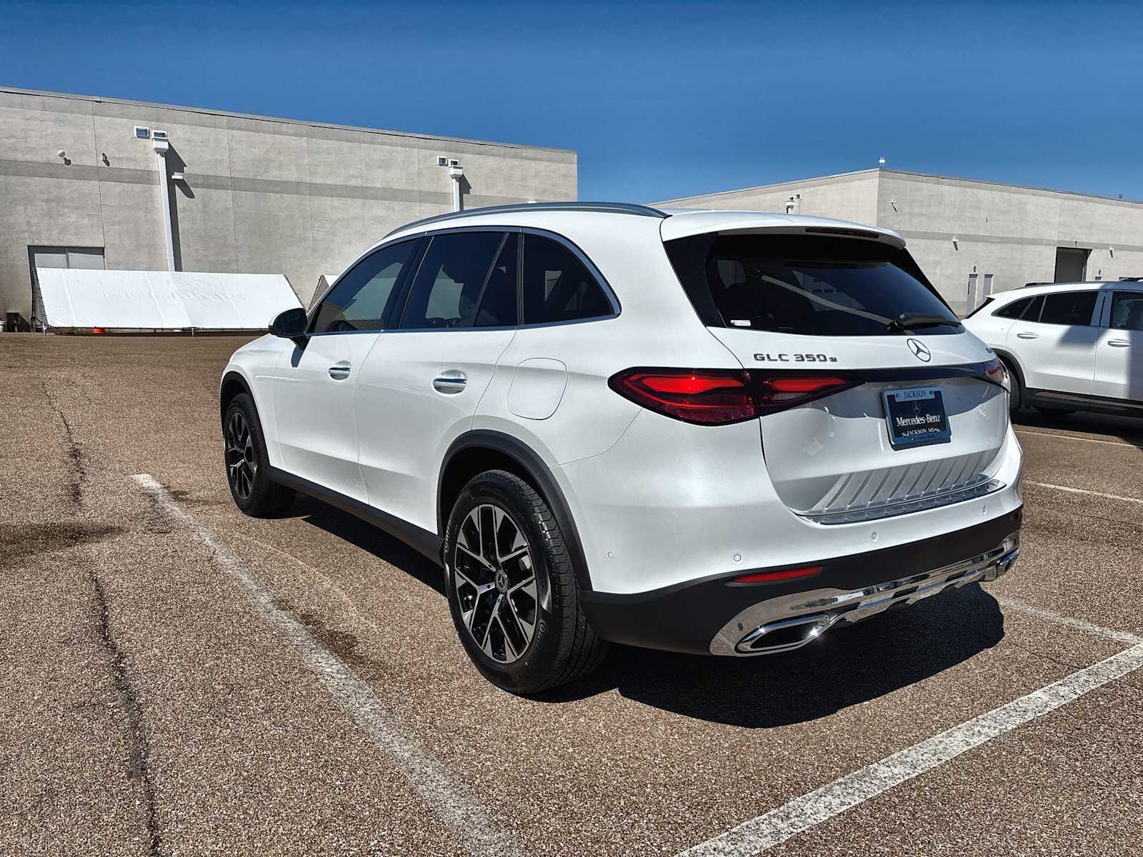 Thumbnail: 2026 Mercedes-Benz GLC - 6