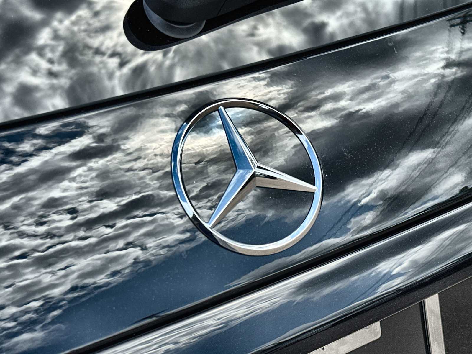 Thumbnail: 2026 Mercedes-Benz GLC - 16