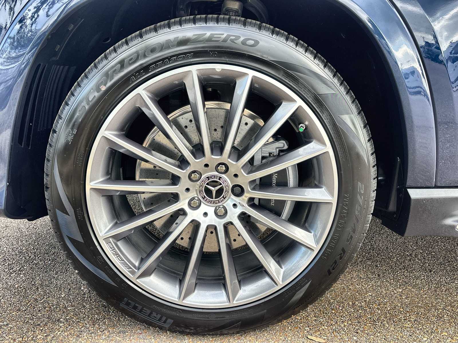 Thumbnail: 2026 Mercedes-Benz GLE - 14