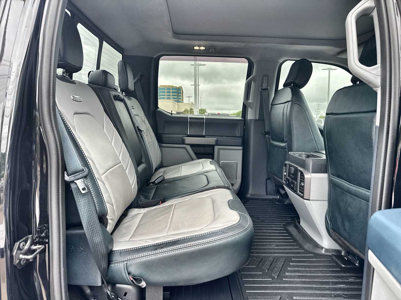 Thumbnail: 2022 Ford Econoline - 19