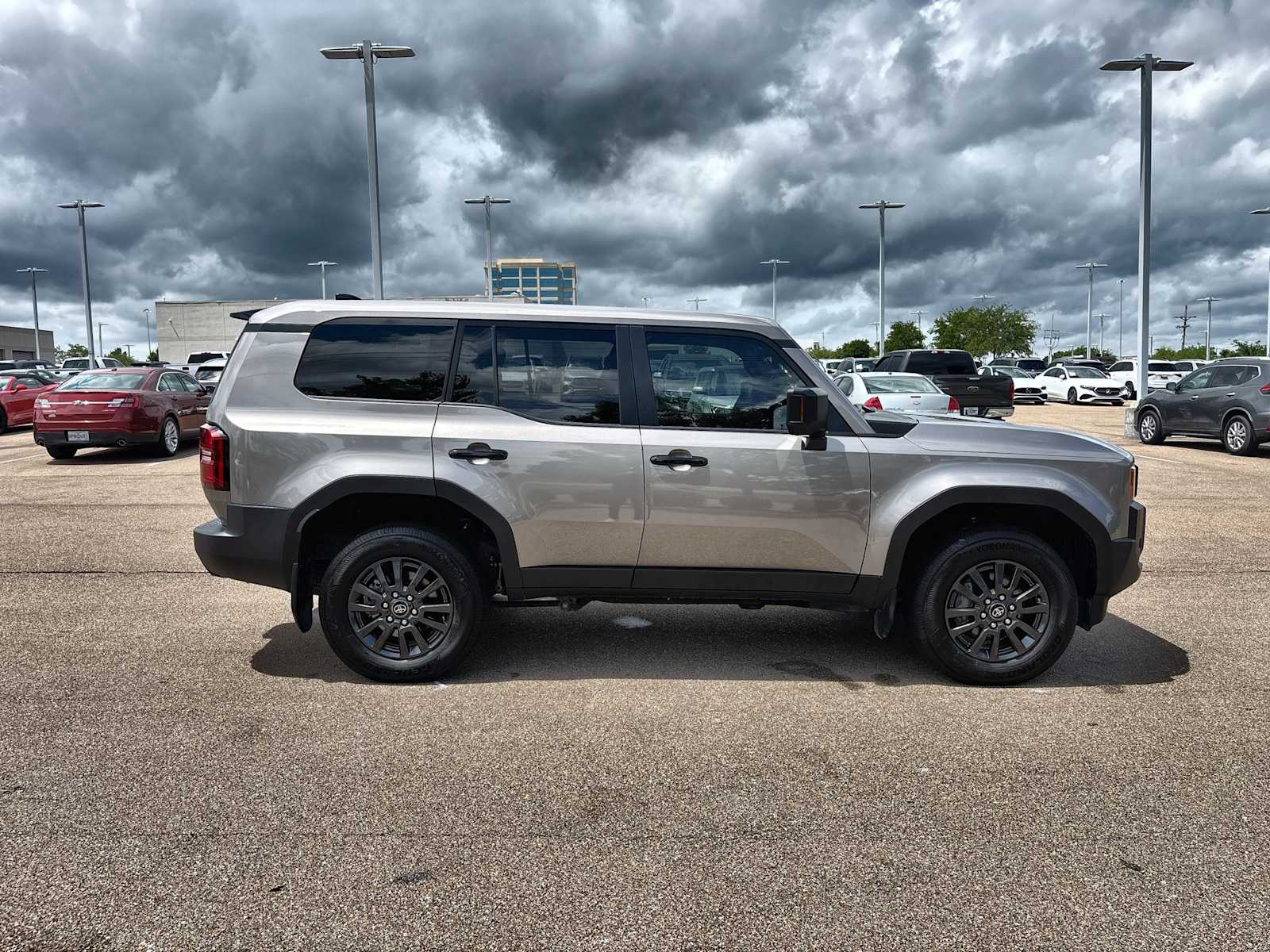 Thumbnail: 2025 Toyota Land Cruiser - 10