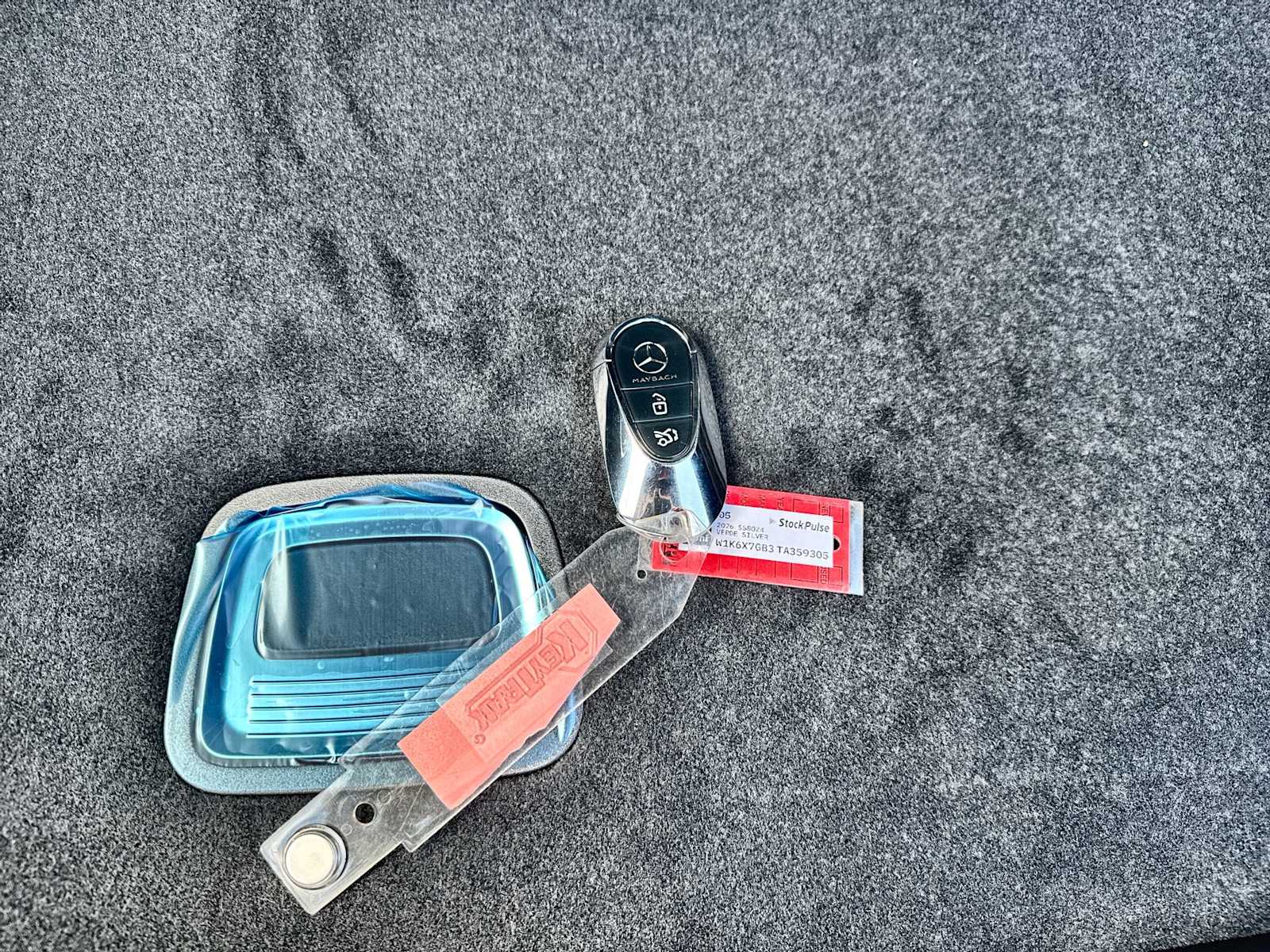 Thumbnail: 2026 Mercedes-Benz S-Class - 26