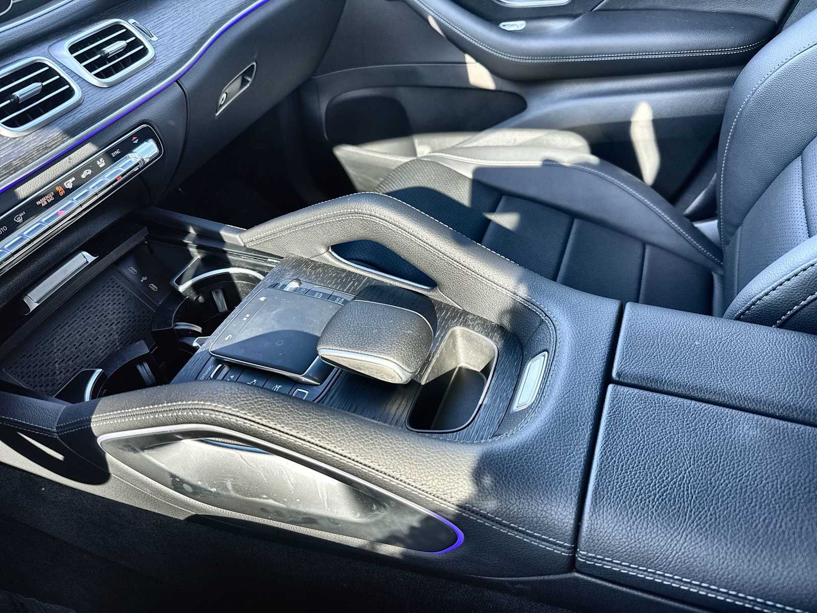 Thumbnail: 2026 Mercedes-Benz GLE - 22