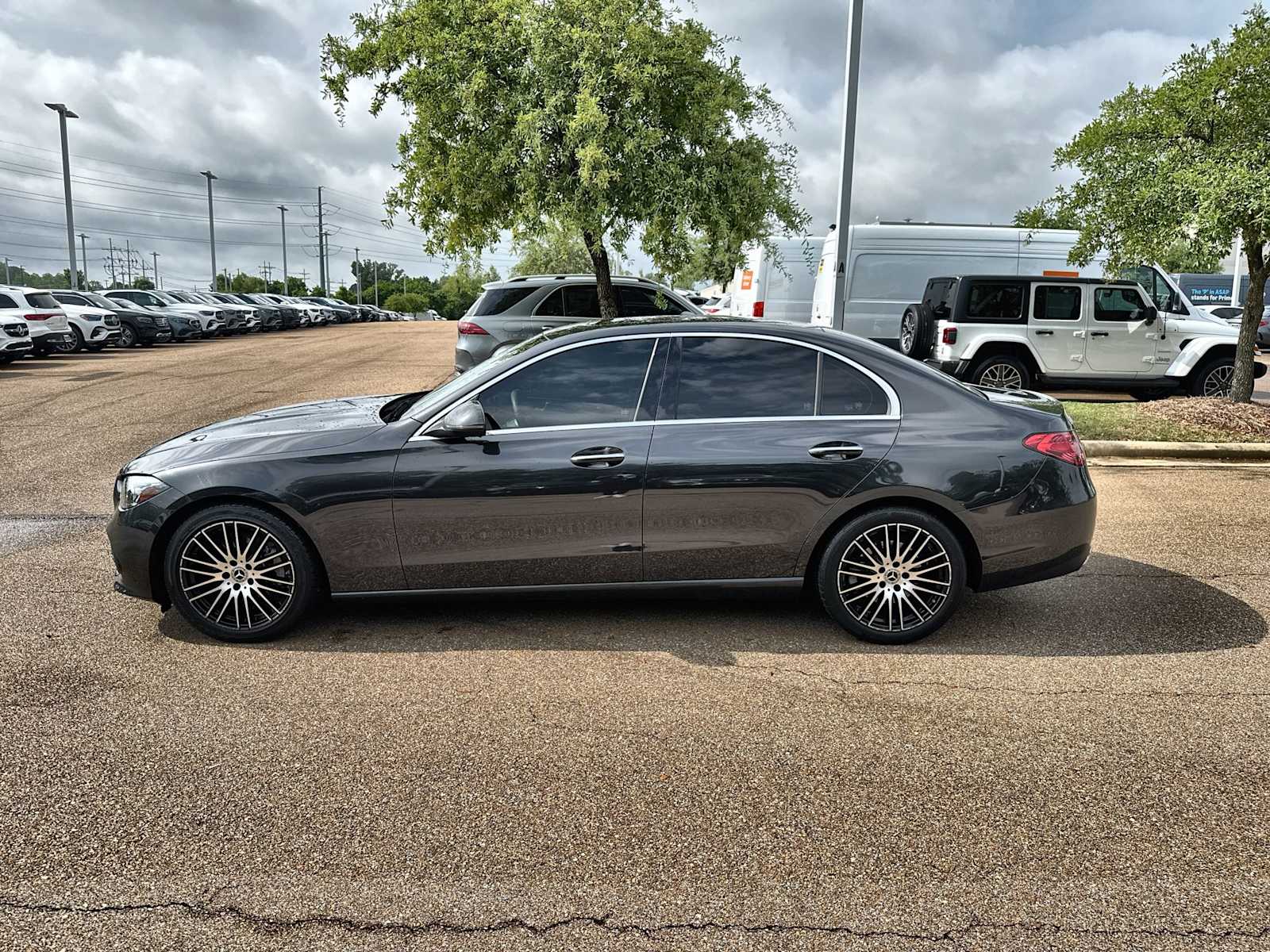 Thumbnail: 2023 Mercedes-Benz C-Class - 5