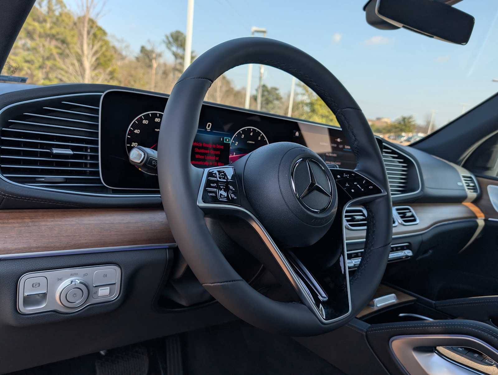 Thumbnail: 2026 Mercedes-Benz GLE - 9