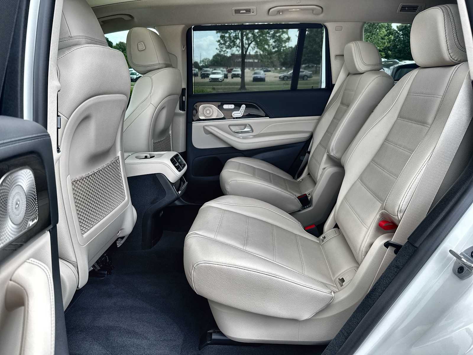 Thumbnail: 2026 Mercedes-Benz GLS - 4