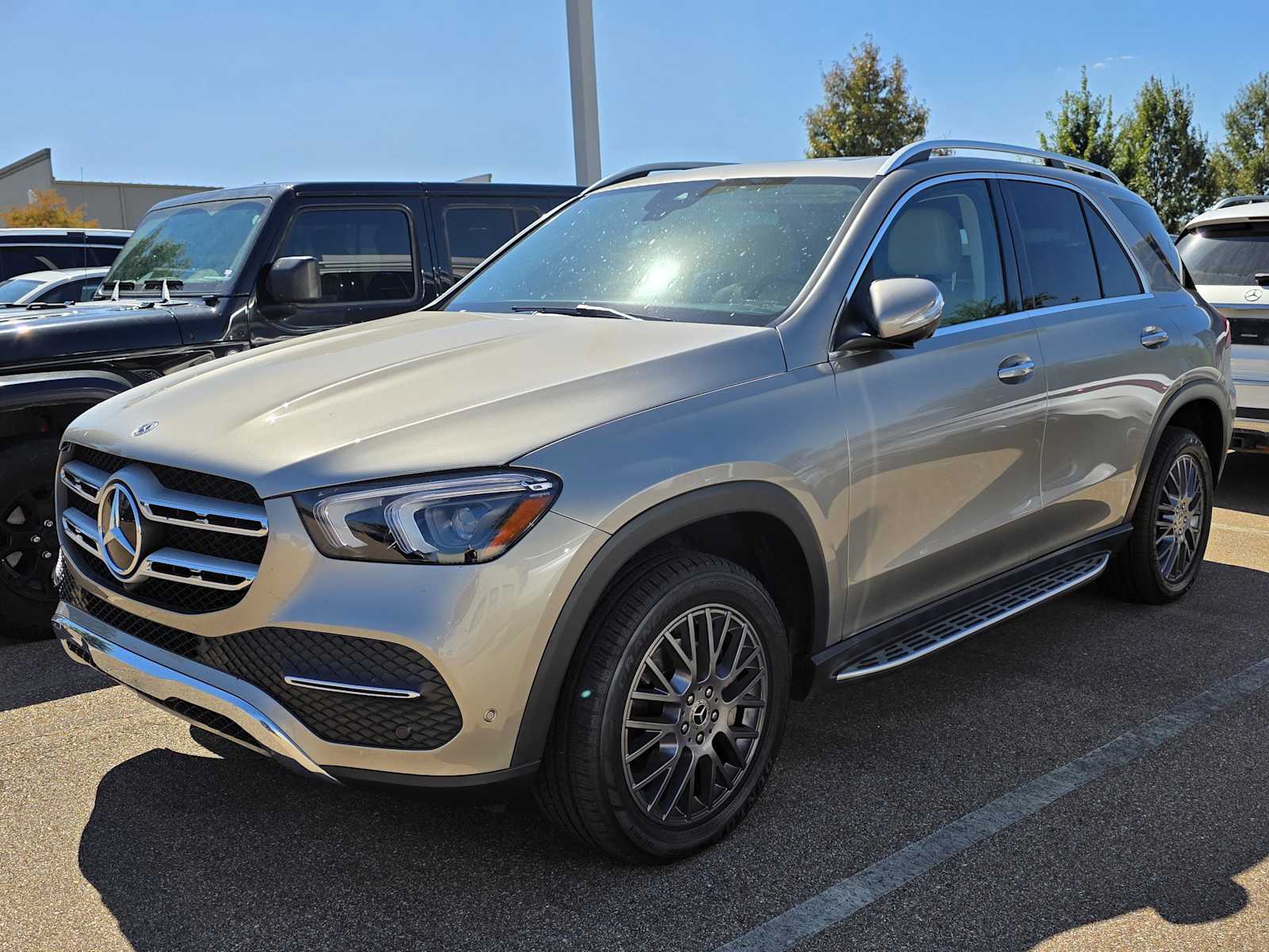 Thumbnail: 2022 Mercedes-Benz GLE - 1