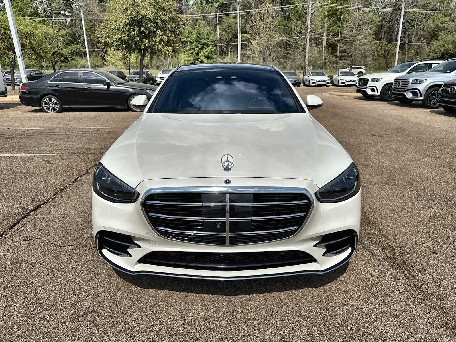 Thumbnail: 2022 Mercedes-Benz S-Class - 12