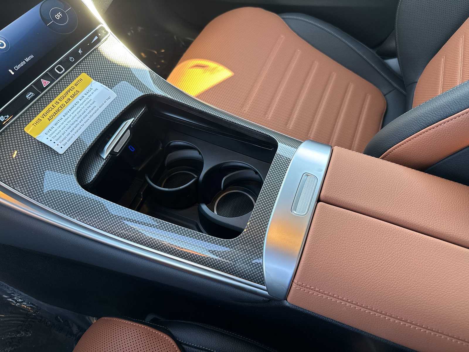 Thumbnail: 2026 Mercedes-Benz GLC - 22