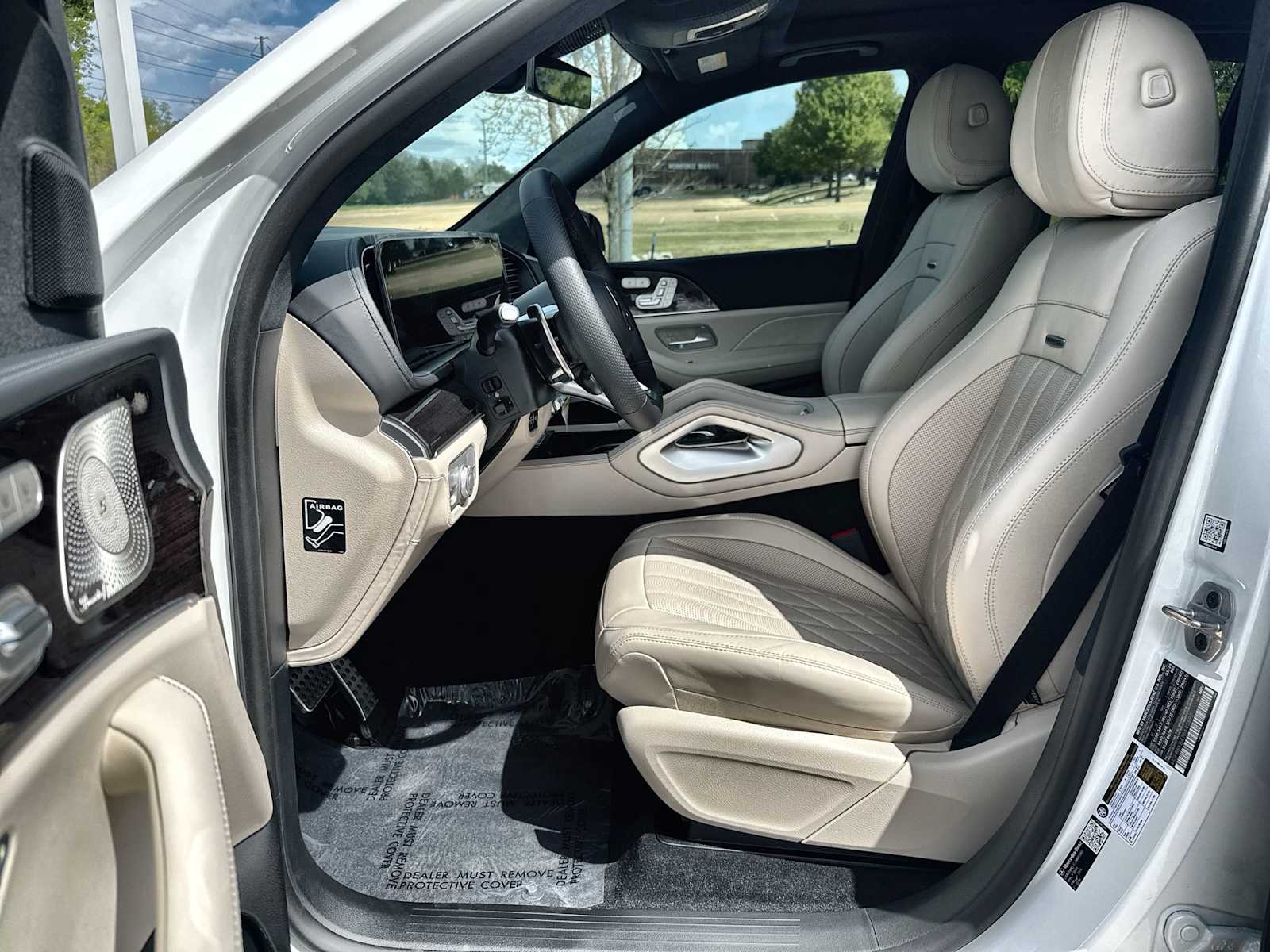 Thumbnail: 2026 Mercedes-Benz GL-Class - 2