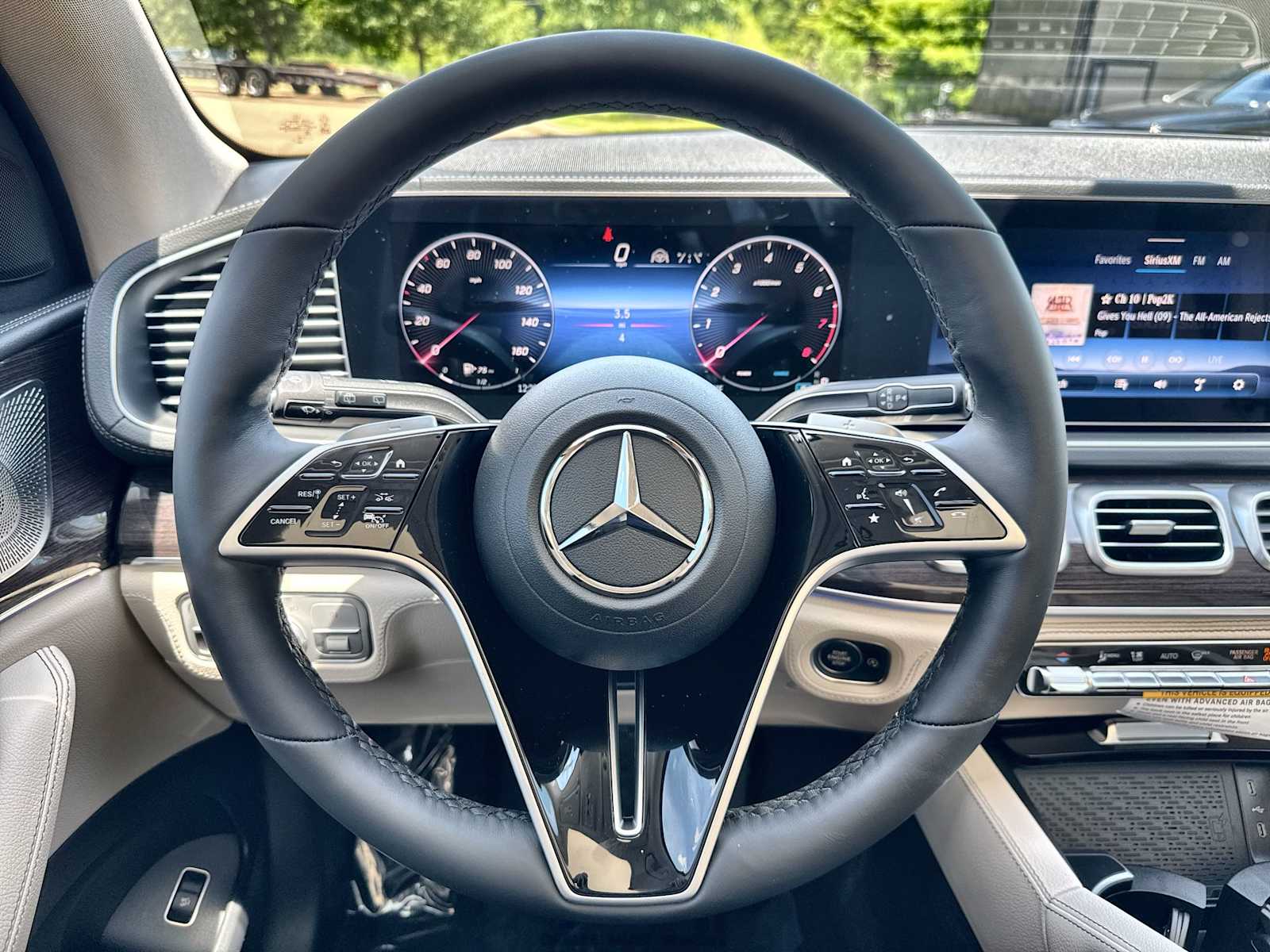 Thumbnail: 2026 Mercedes-Benz GLE - 21