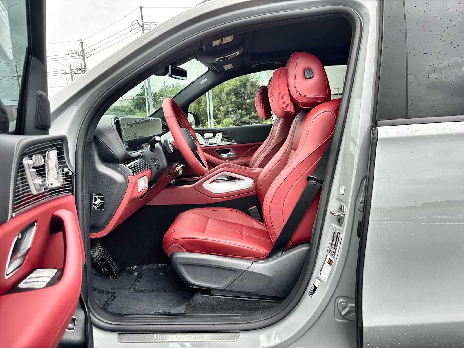 Thumbnail: 2026 Mercedes-Benz GLE - 2