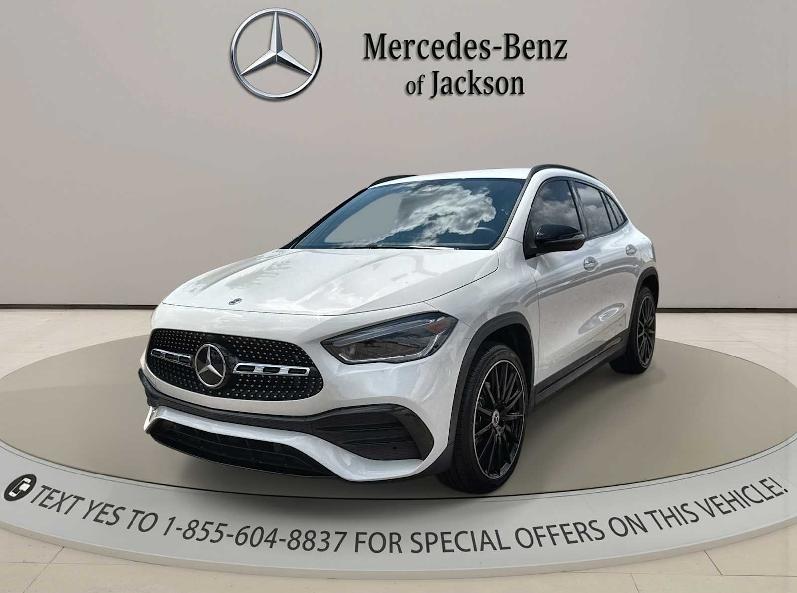 Thumbnail: 2023 Mercedes-Benz GLA - 3