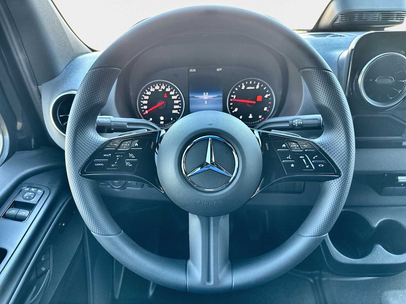 Thumbnail: 2026 Mercedes-Benz Sprinter - 19
